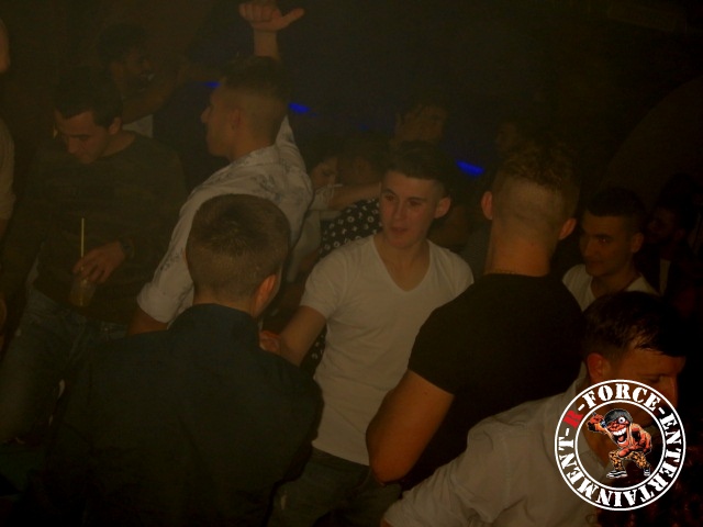 Bild 23 von 58